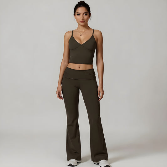 Camille Activewear Set – Top und Bootcut Leggings in Braun und Schwarz, perfect fit und flexible Performance für Training & Alltag