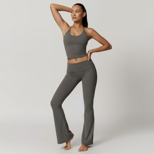 Lovin’Lola Fitness Set Kaia in Grau – modernes, bequemes Sportset für Training, Yoga und Freizeit.