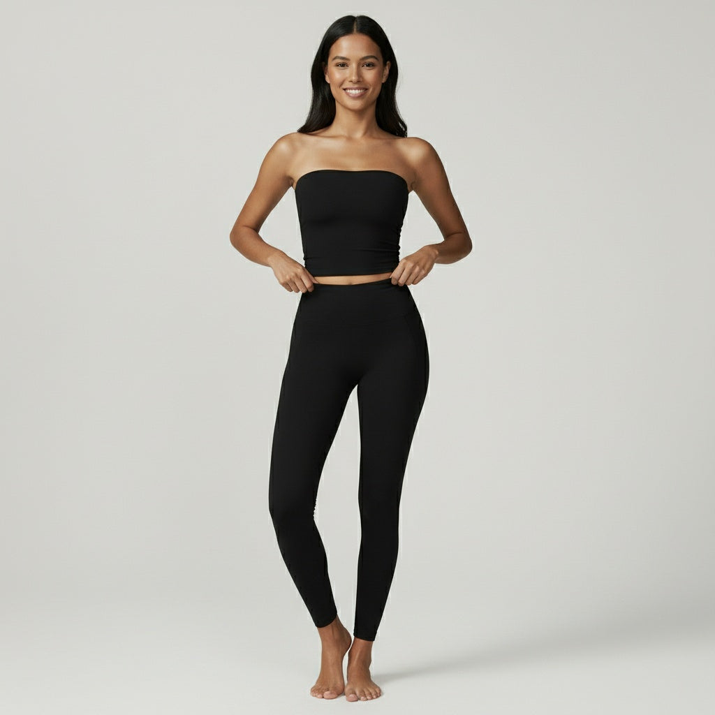 Schwarzes Fitness Set Diana für Damen – eng anliegendes Sporttop und High-Waist Leggings, atmungsaktiv, dehnbar und ideal für Training, Yoga oder Freizeit.