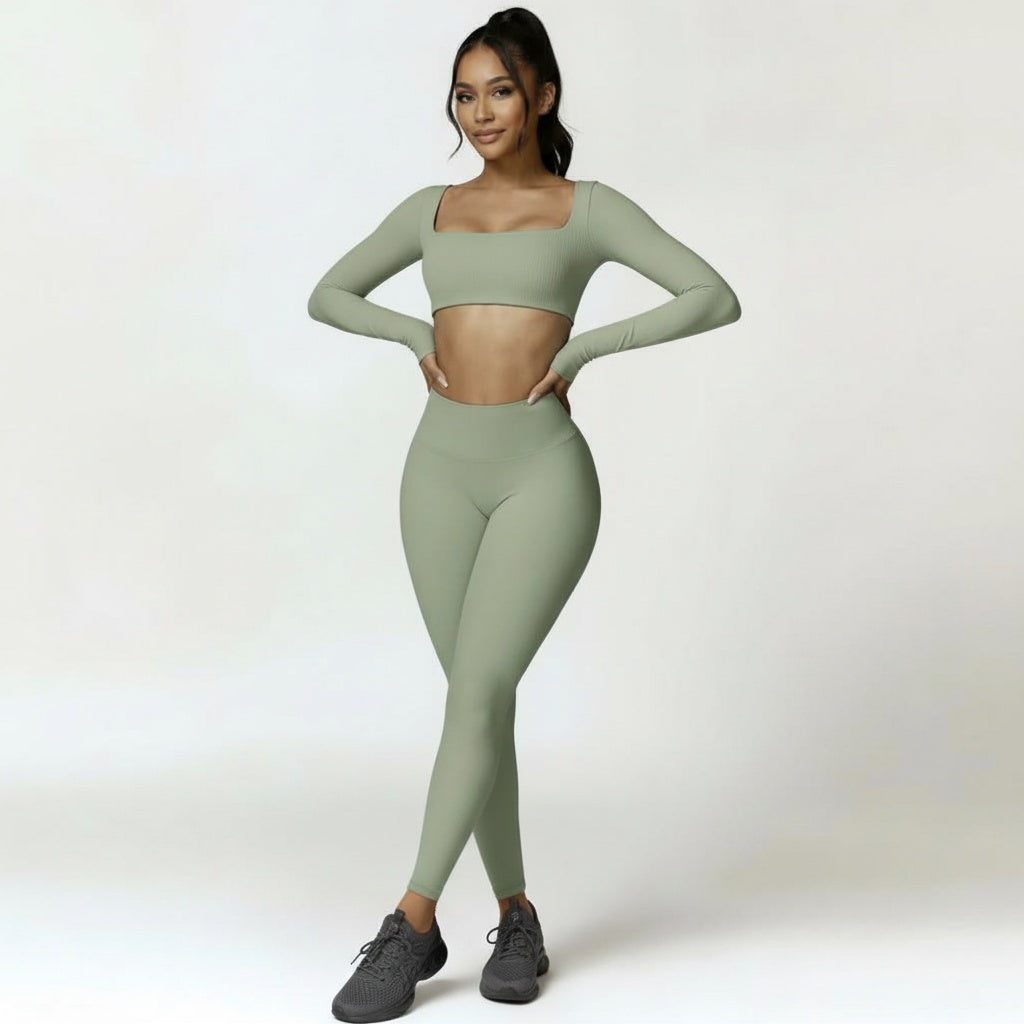 Women's Fitness Set RENY – top and leggings, stretchy, breathable, and comfortable for yoga, gym, and workouts, stylish activewear look.