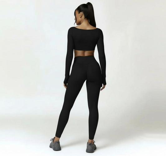 Women's Fitness Set RENY – top and leggings, stretchy, breathable, and comfortable for yoga, gym, and workouts, stylish activewear look.