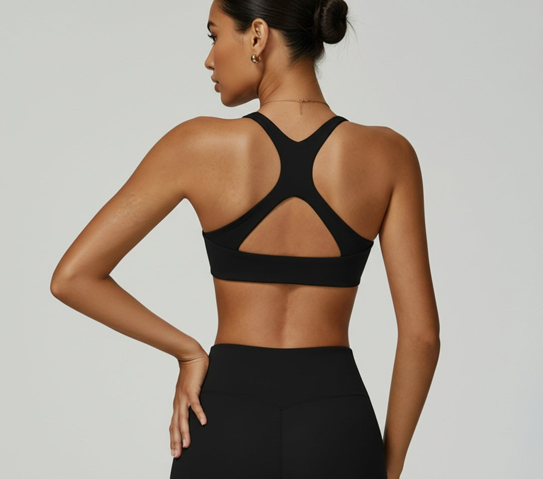 Fitness Set Stella Schwarz – Sport-Bra-Top mit Rückendetail und Highwaist Leggings, enge Passform für Workout und Yoga